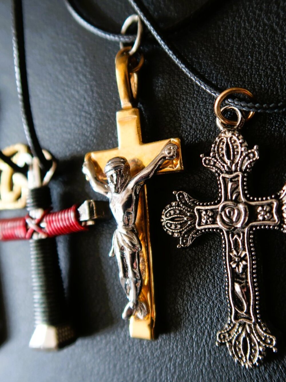 Jesus Cross and Crystal Heart Pendant DIY Bundle 5PC Christian Religious Jewelry